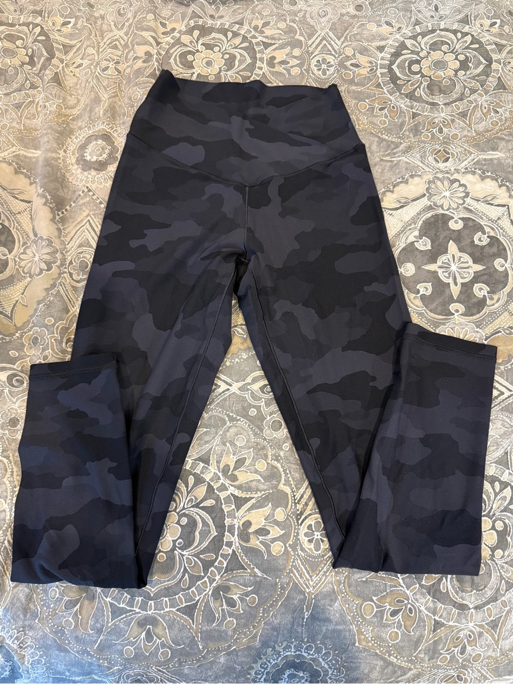 aerie Kids Black Camo High-Rise Leggings